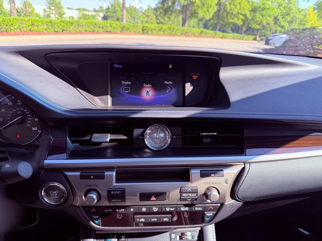Used 2018 Lexus ES 350 w/ Premier Package FWD image 21