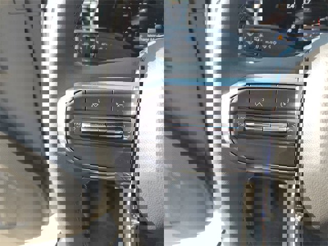 New 2025 GMC Canyon Elevation w/ Convenience Package image 29