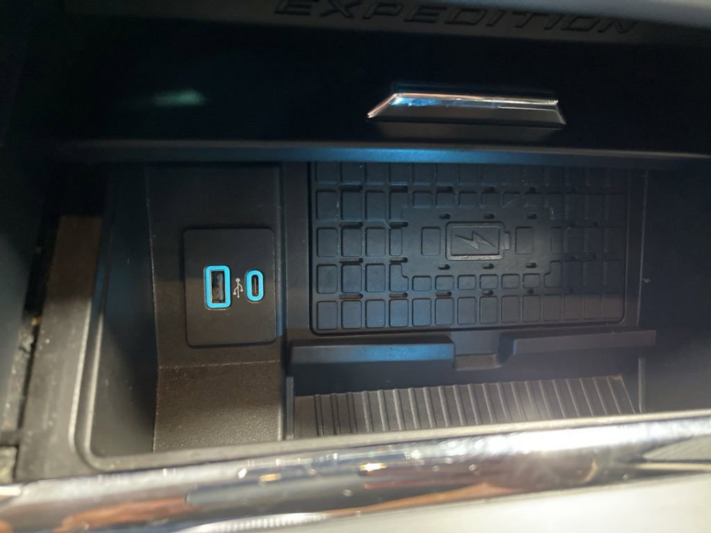 Used 2024 Ford Expedition Max XLT RWD image 37