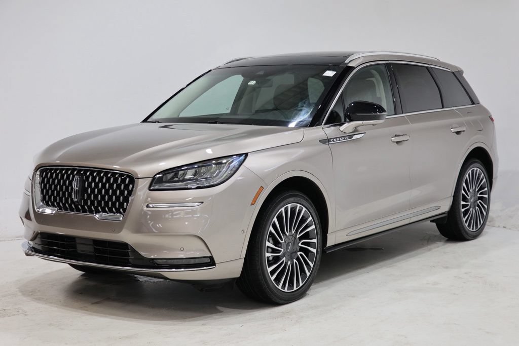 Used 2020 Lincoln Corsair Reserve w/ Equipment Group 201A AWD/4WD image 3