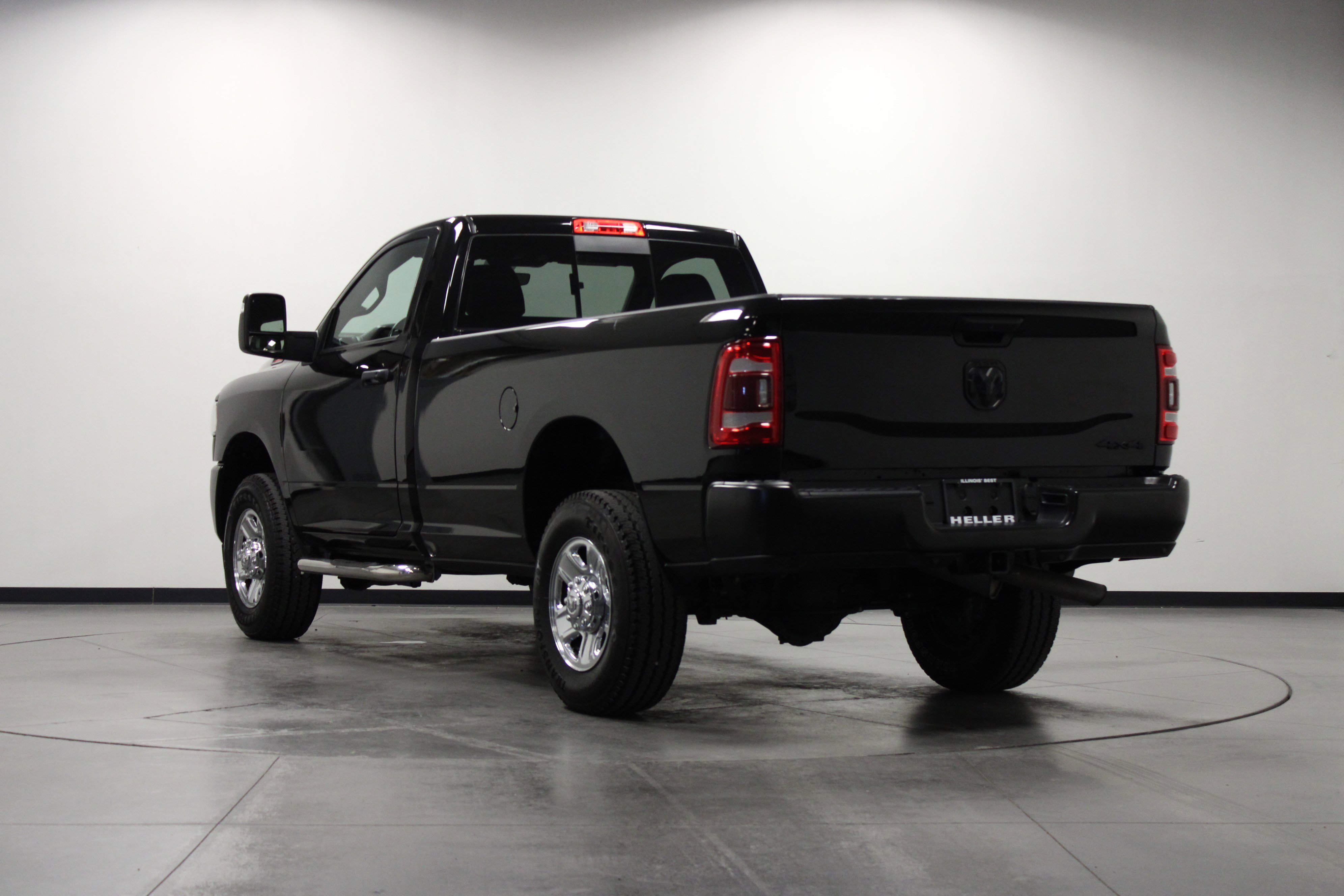 Used 2023 RAM 2500 Tradesman image 6