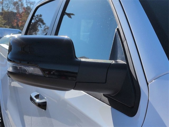 New 2026 RAM 1500 4x4 Crew Cab image 11