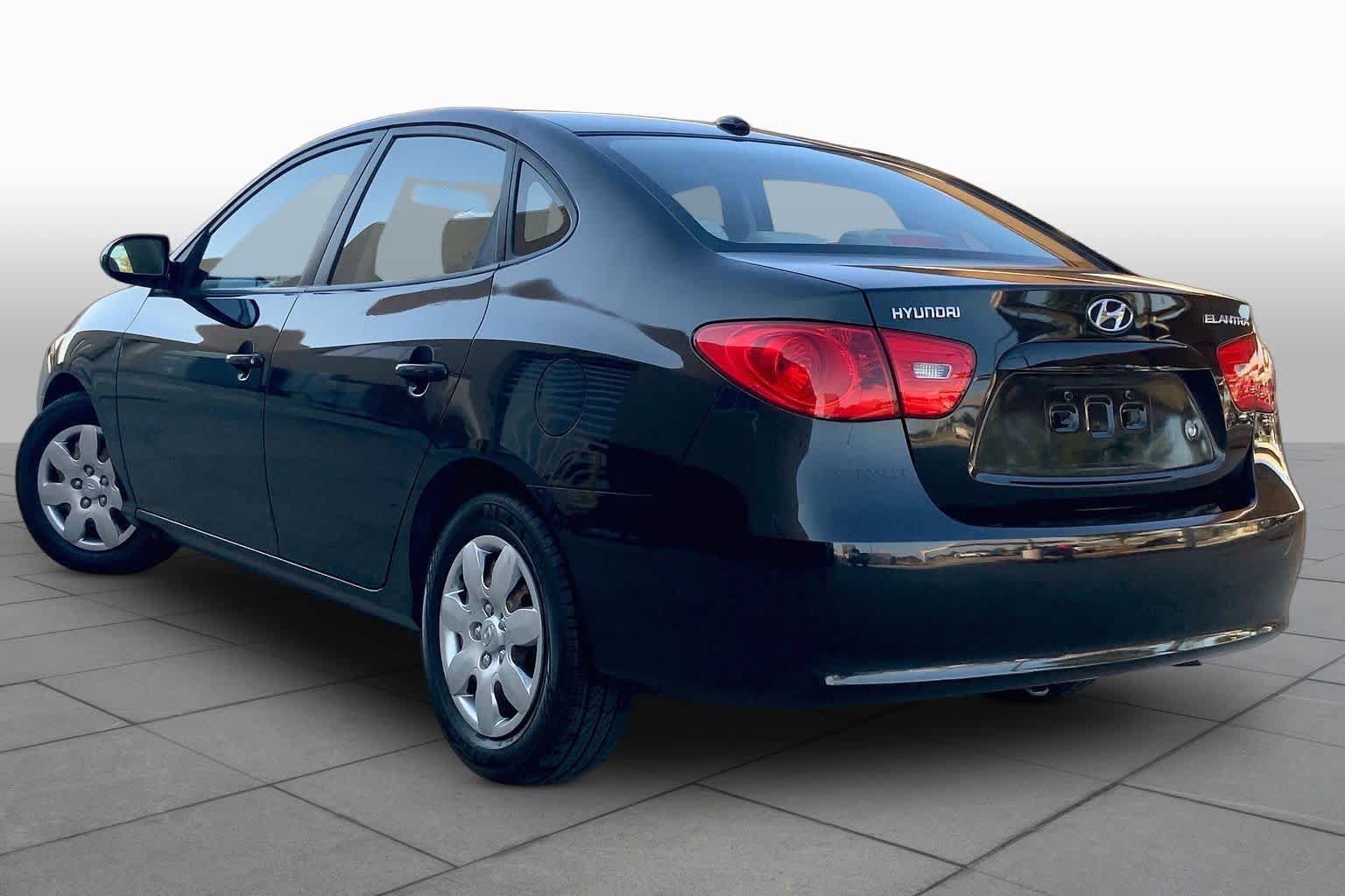 Used 2007 Hyundai Elantra GLS FWD image 11