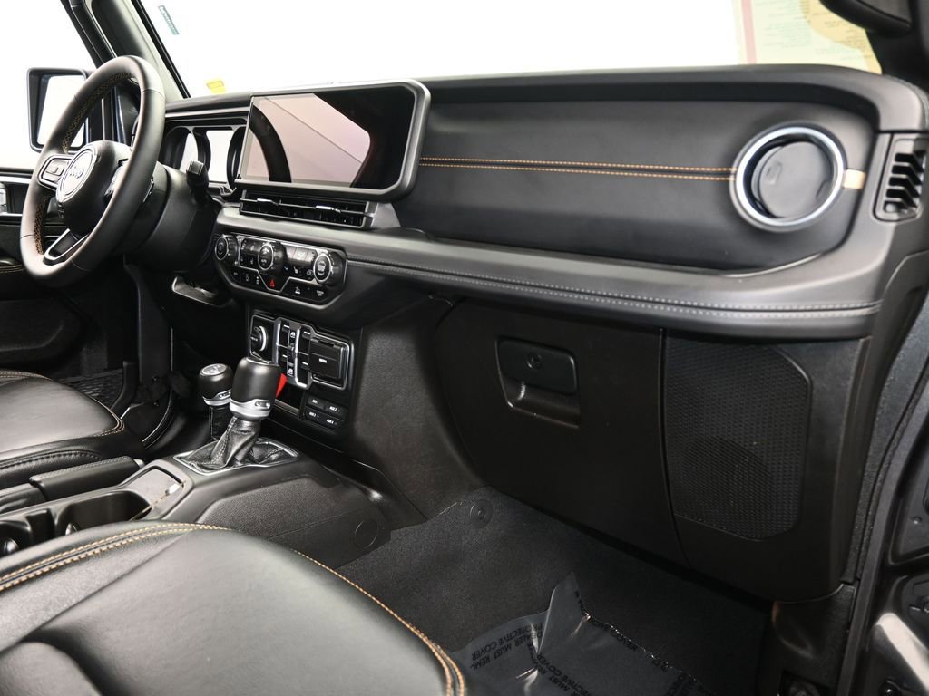 Used 2024 Jeep Gladiator Sport w/ Premium Package image 47
