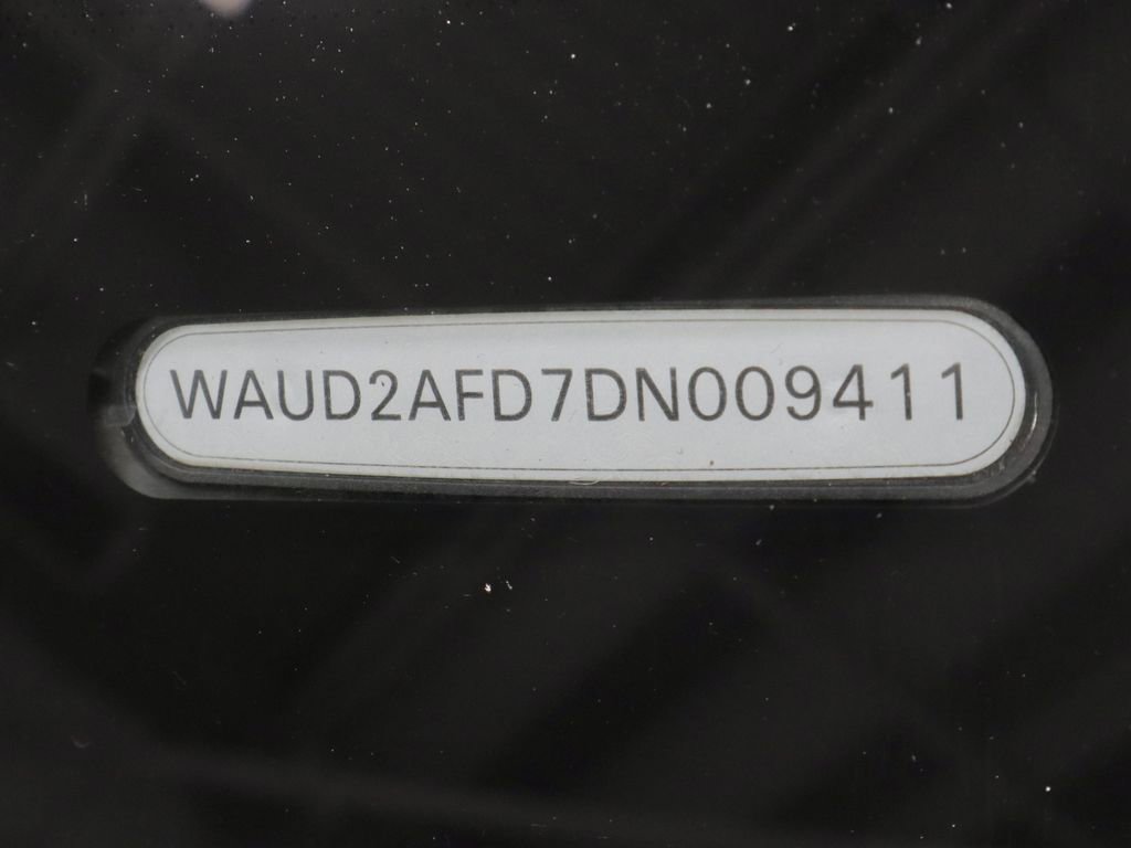 Used 2013 Audi S8 4.0T w/ Driver Assistance Pkg image 35