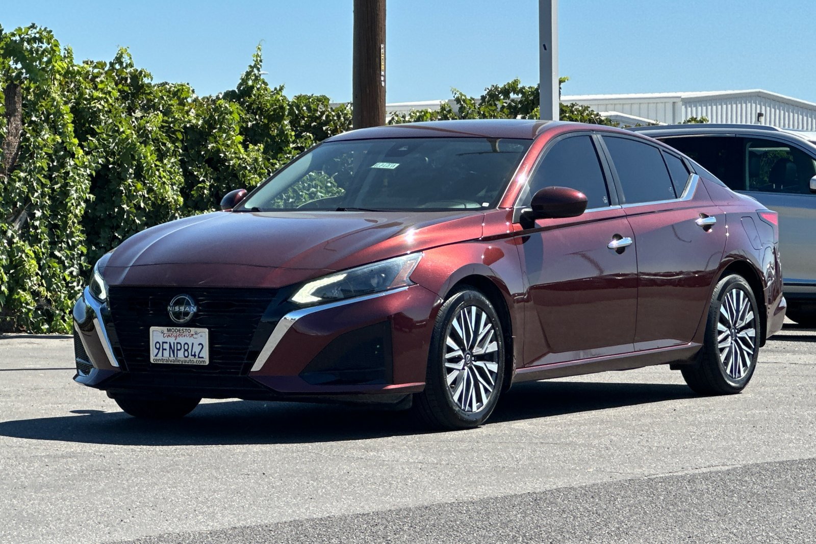 Certified 2023 Nissan Altima 2.5 SV w/ SV Premium Package FWD image 8