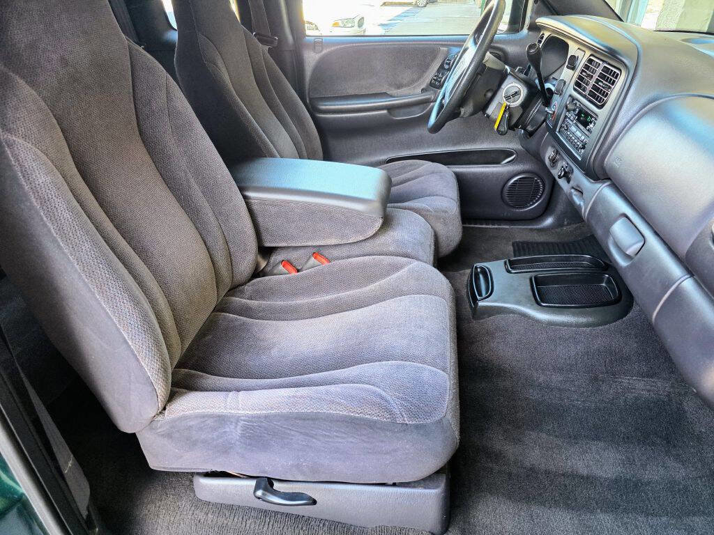 Used 2000 Dodge Dakota SLT image 16