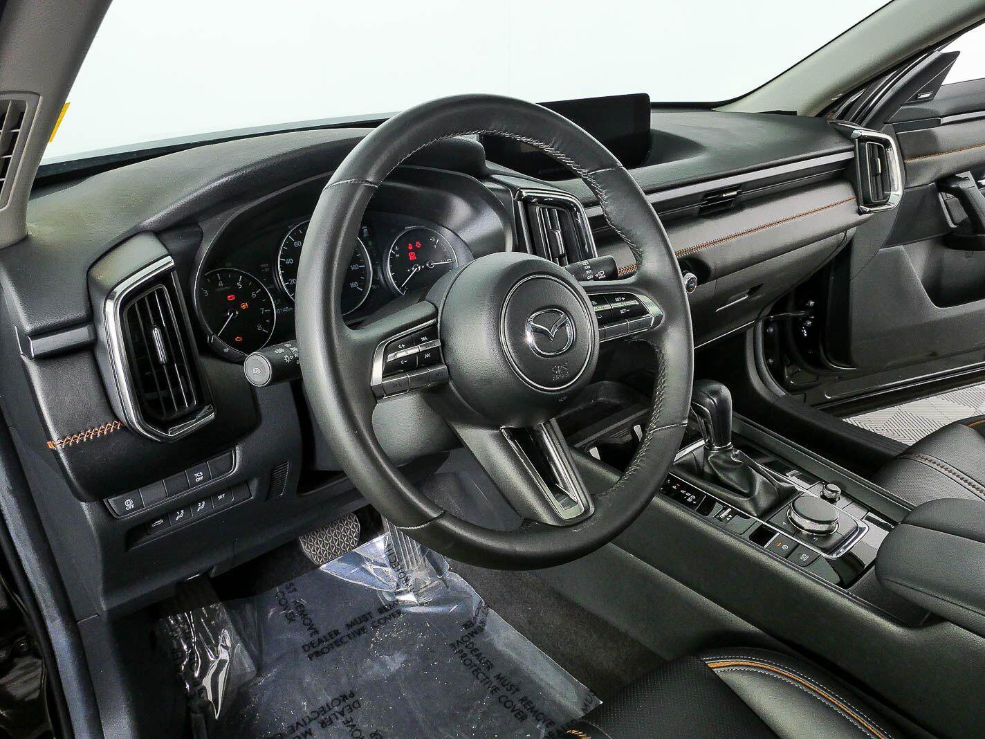 Used 2024 MAZDA CX-50 AWD 2.5 S w/ Premium Plus Pkg image 4