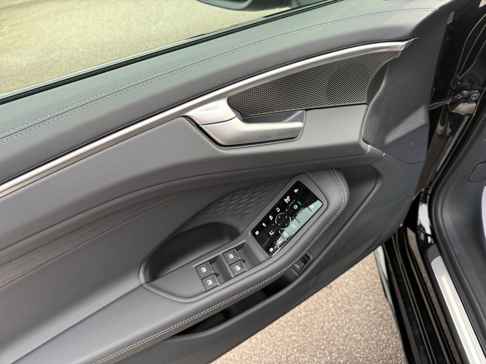 New 2026 Audi A6 Premium Plus image 32