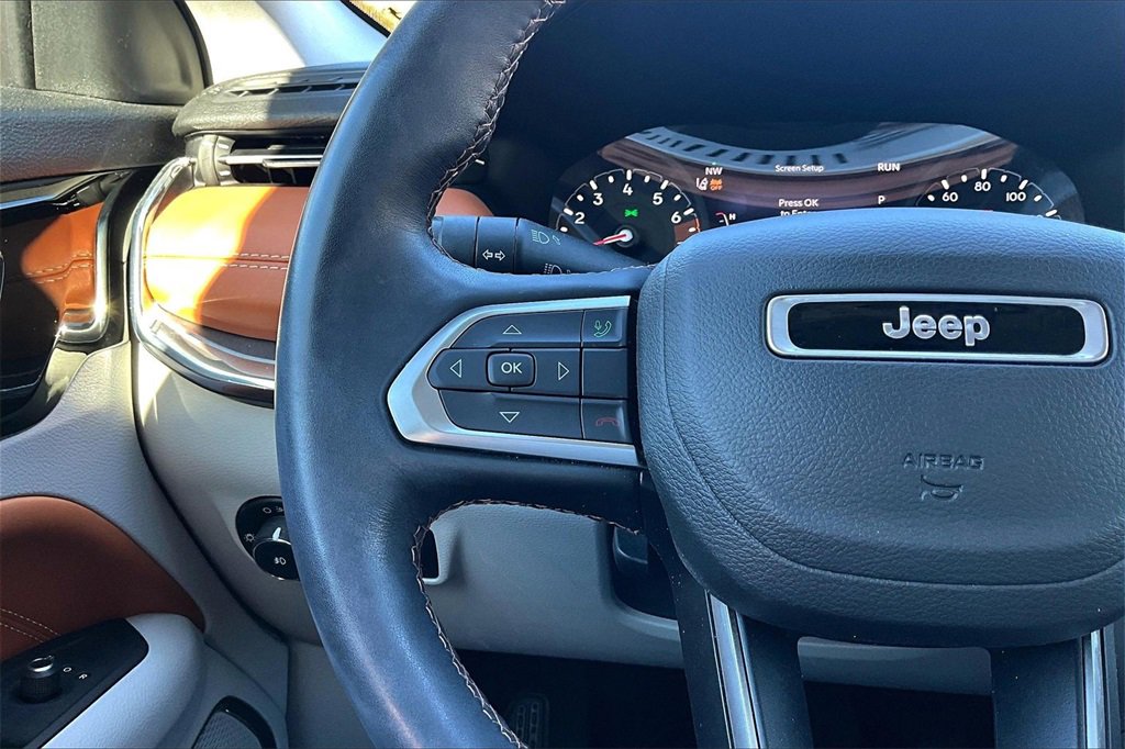 Used 2022 Jeep Compass Limited image 18