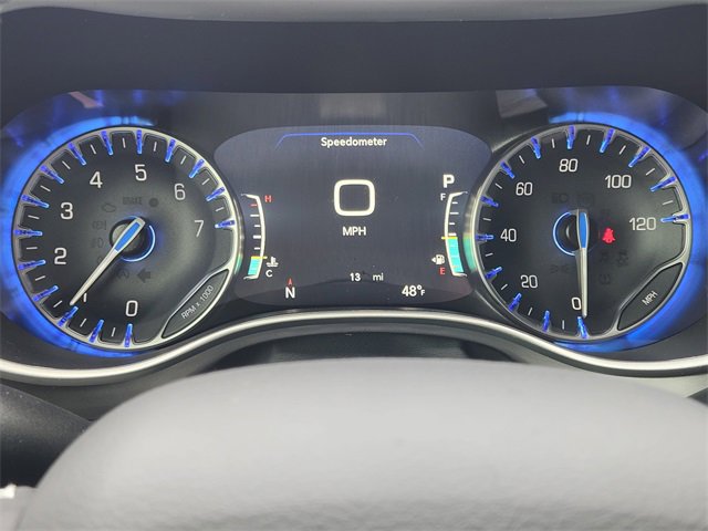 New 2026 Chrysler Pacifica Select image 11