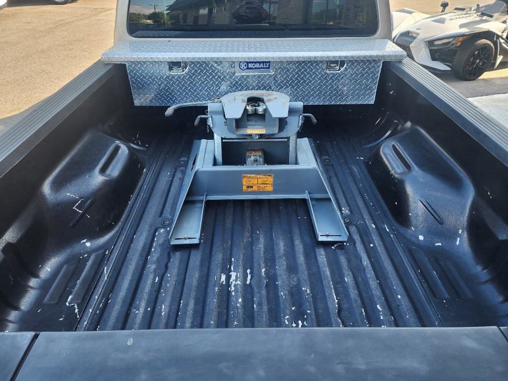 Used 2010 Ford F250 XLT image 5