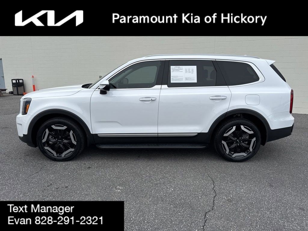Used 2024 Kia Telluride S w/ S Sunroof Package image 4
