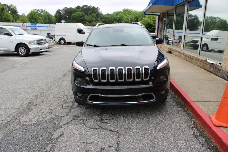 Used 2018 Jeep Cherokee Limited w/ Technology Group FWD image 2