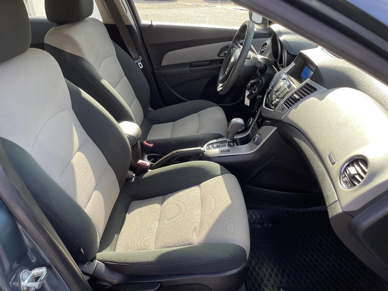 Used 2012 Chevrolet Cruze LS w/ Connectivity Package image 25