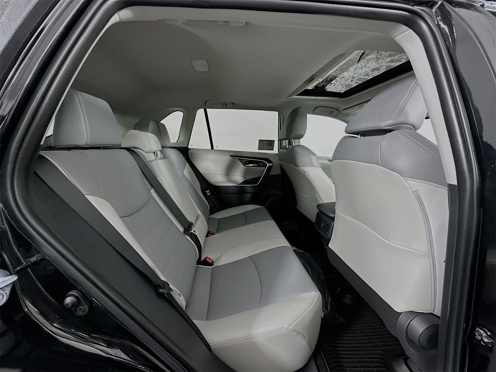 New 2025 Toyota RAV4 XLE Premium image 29