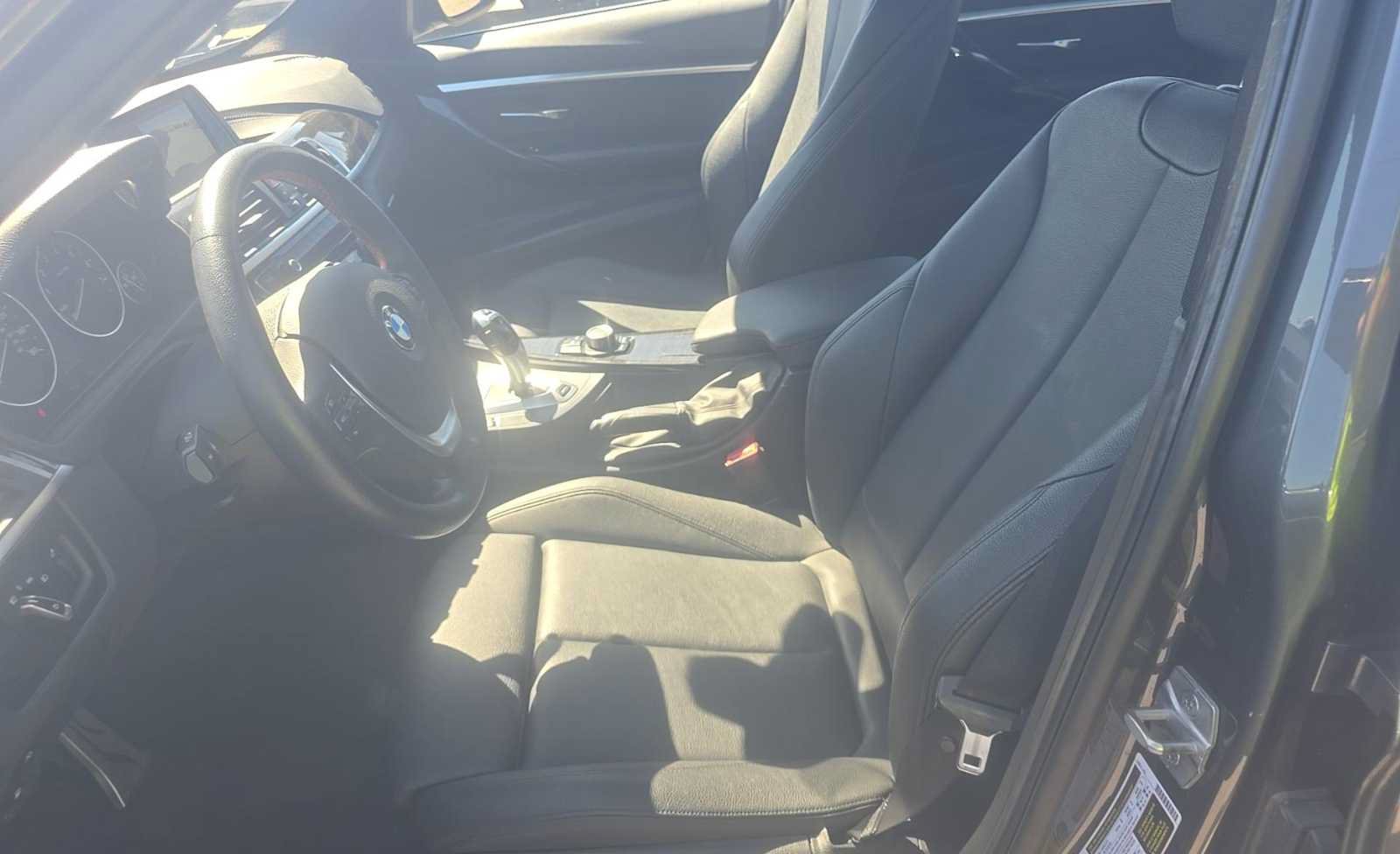 Used 2018 BMW 330e RWD image 9