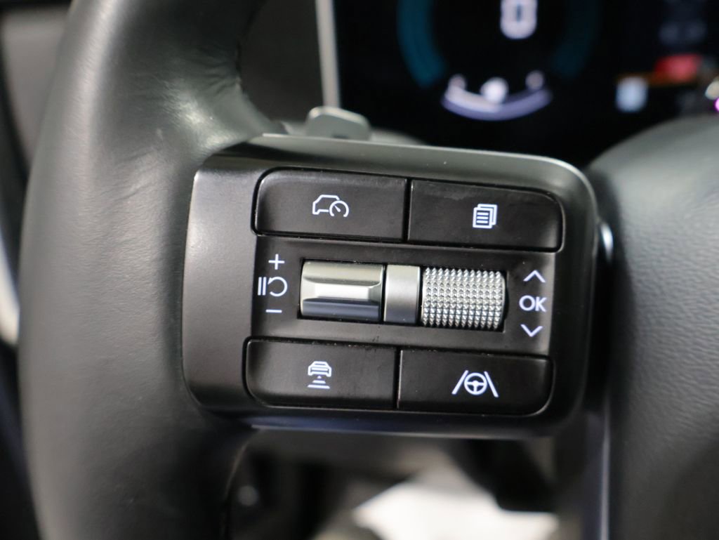 Used 2025 Hyundai Santa Fe SEL image 31