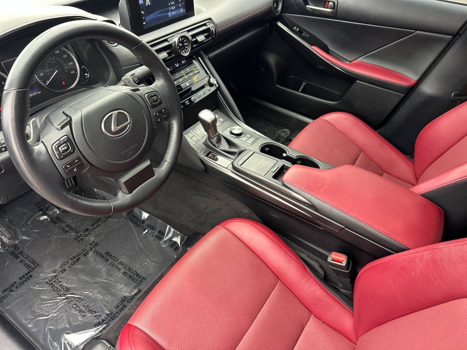Used 2023 Lexus IS 300 300 image 9