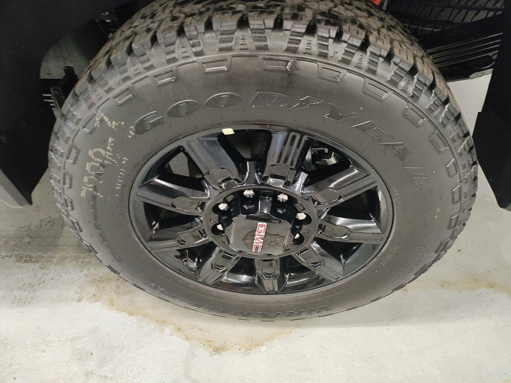 New 2026 GMC Sierra 2500 AT4 w/ Technology Package image 18