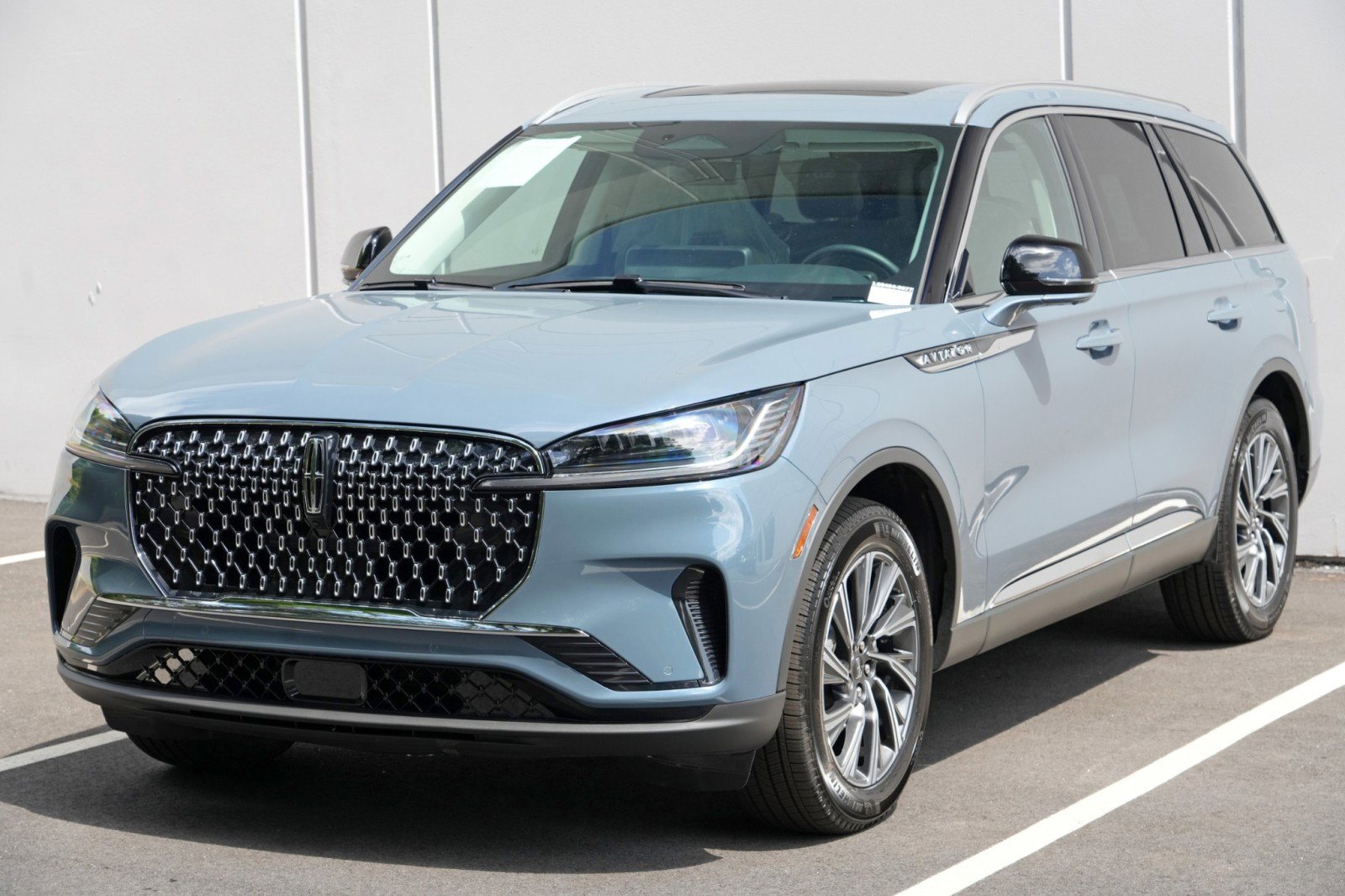 Used 2026 Lincoln Aviator AWD image 50