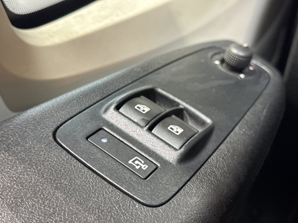 Used 2017 RAM ProMaster 2500 w/ Mopar Trailer Tow Group FWD image 25
