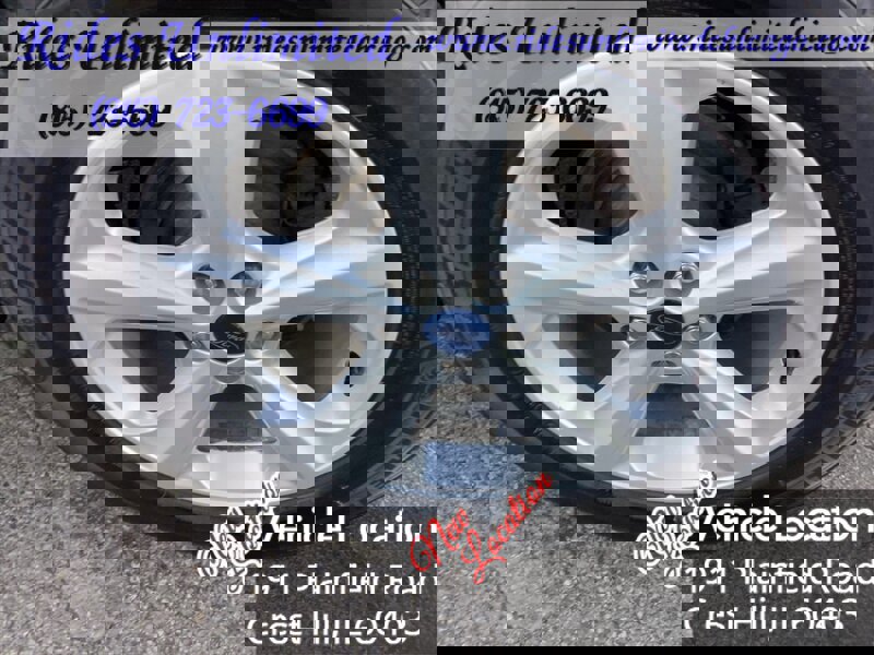 Used 2019 Ford Edge SE image 40