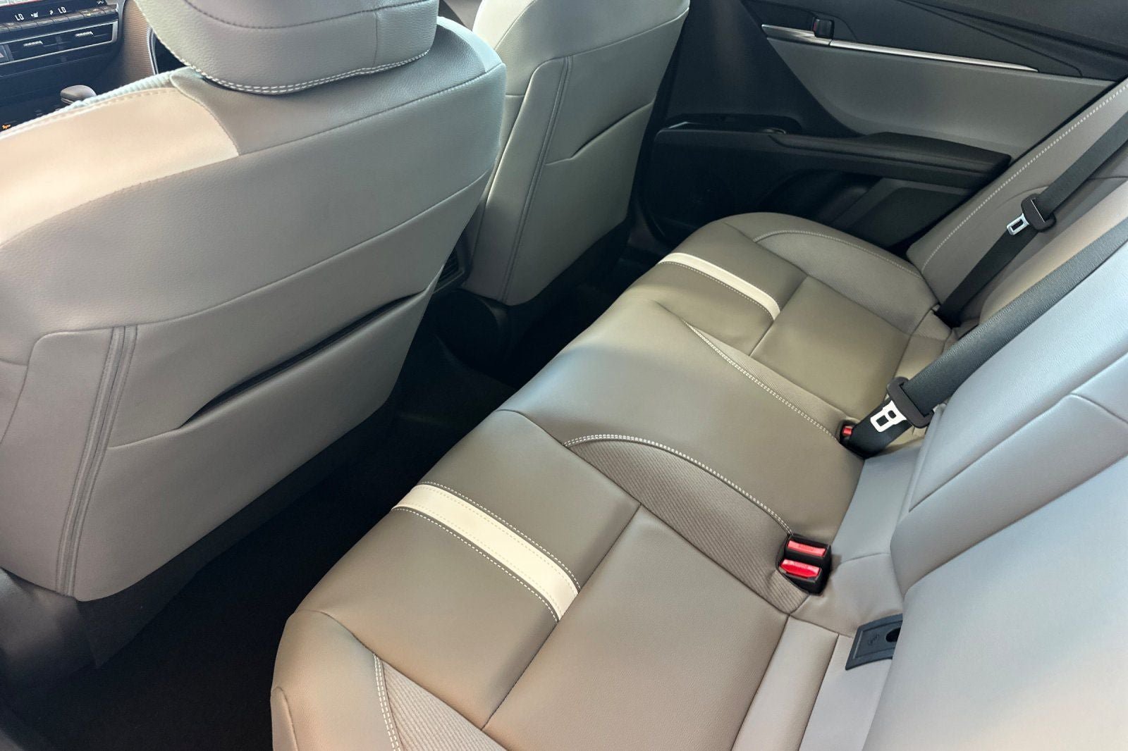 New 2026 Toyota Camry SE FWD image 14