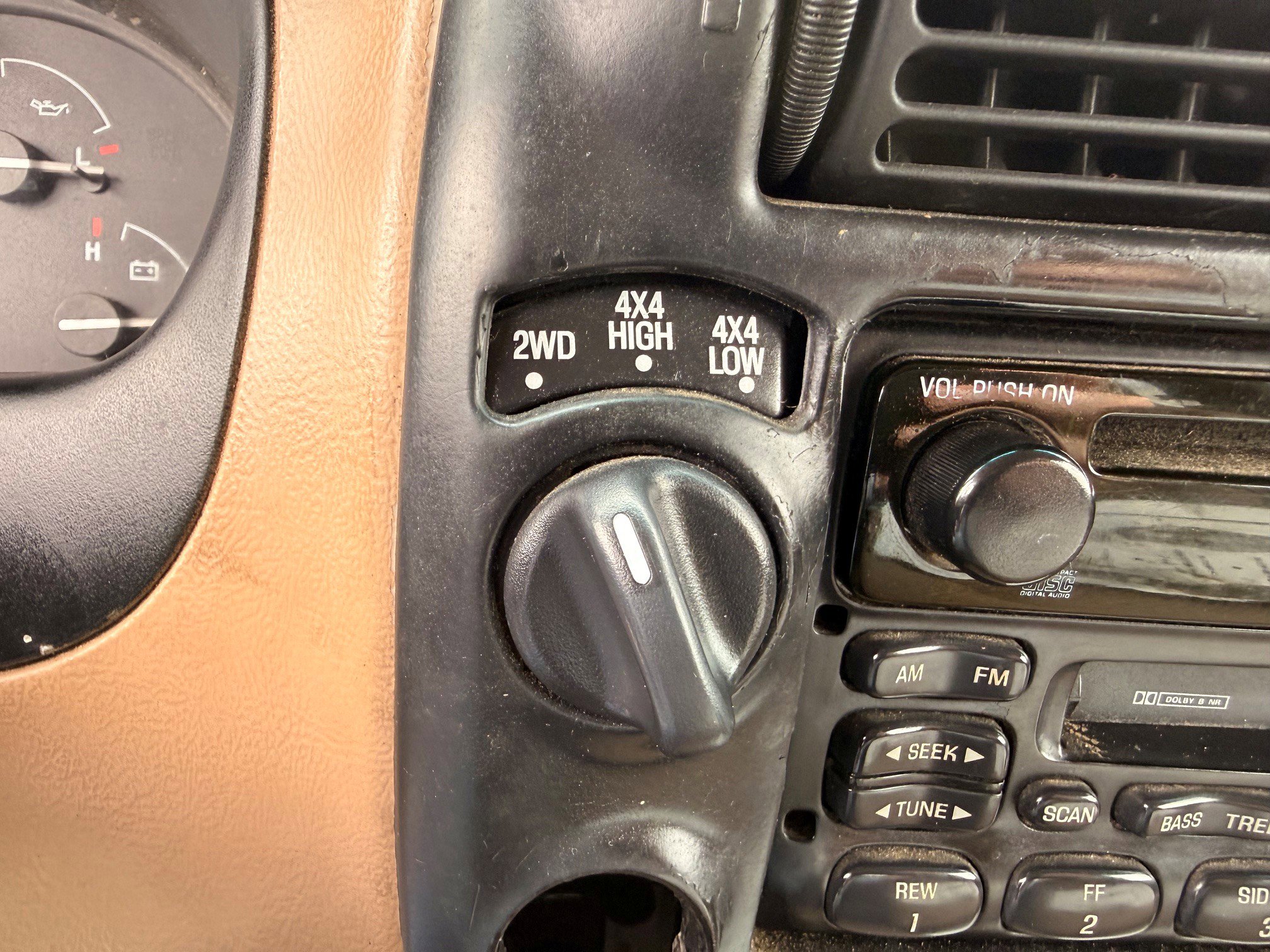 Used 1998 Ford Ranger XLT image 12