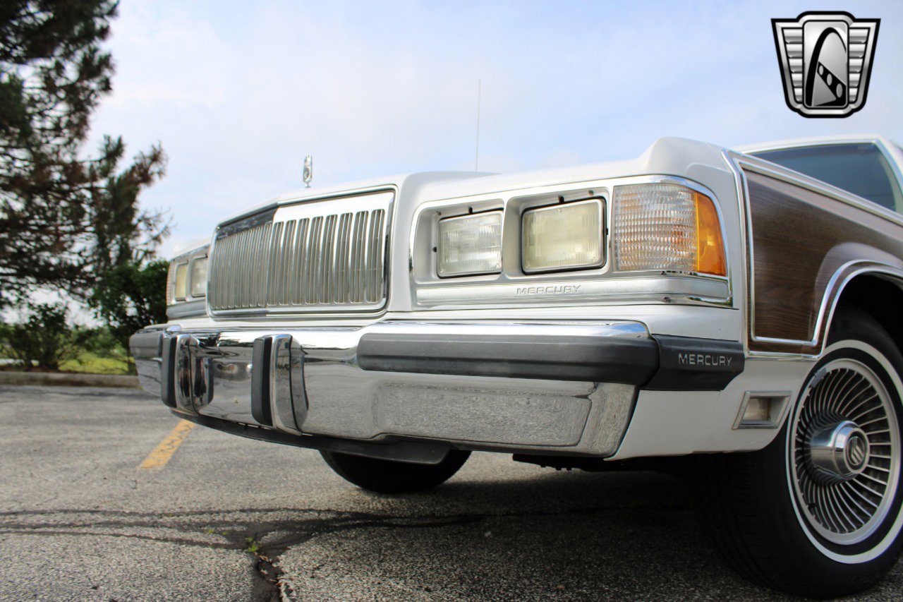 Used 1989 Mercury Grand Marquis Colony Park GS image 3