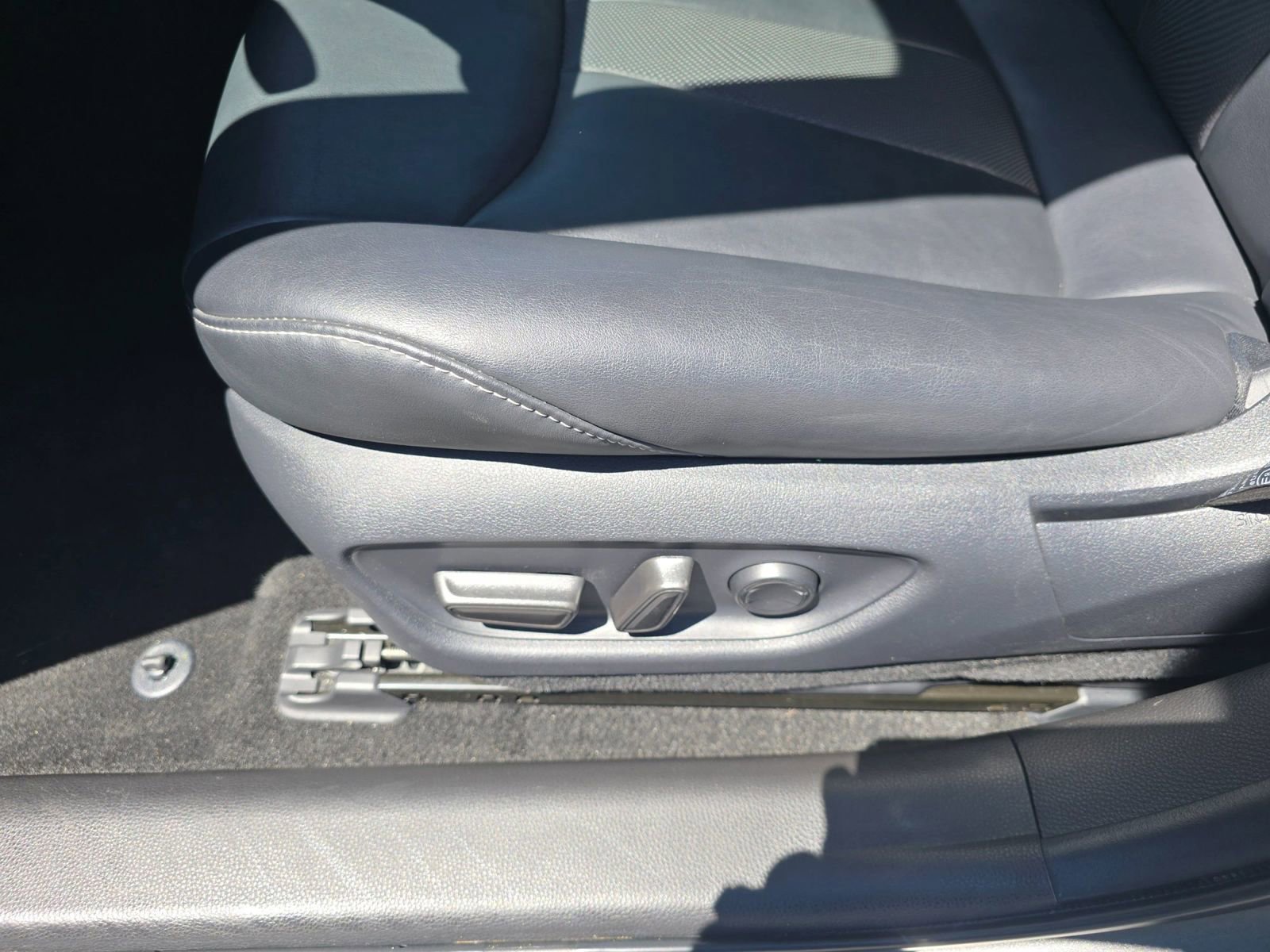 Used 2022 Toyota Mirai w/ Advanced Technology Package RWD image 23