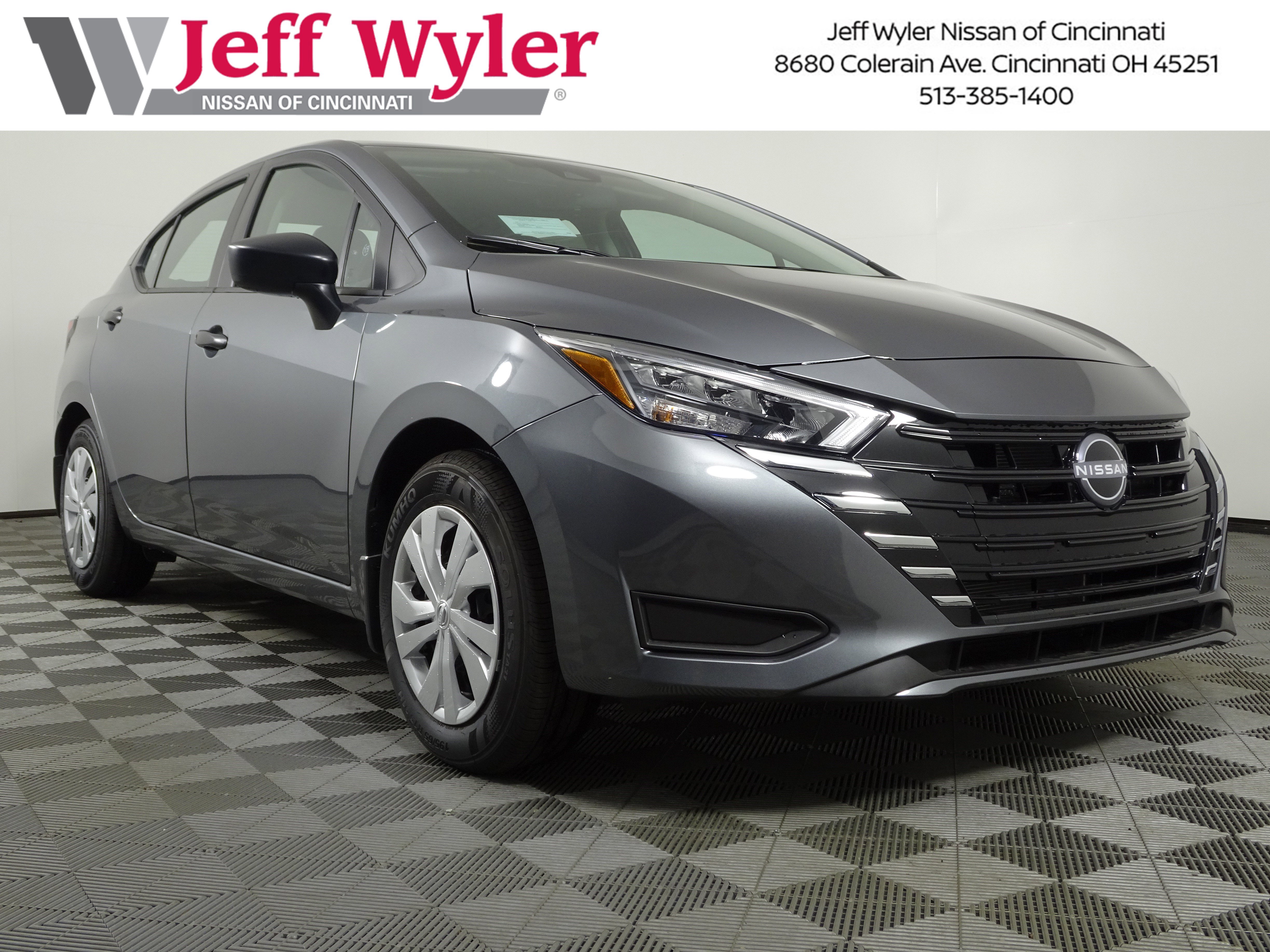 New 2025 Nissan Versa S w/ Trunk Package