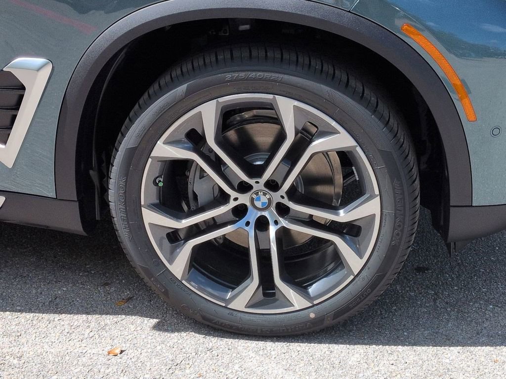New 2026 BMW X5 sDrive40i w/ Climate Comfort Package image 11