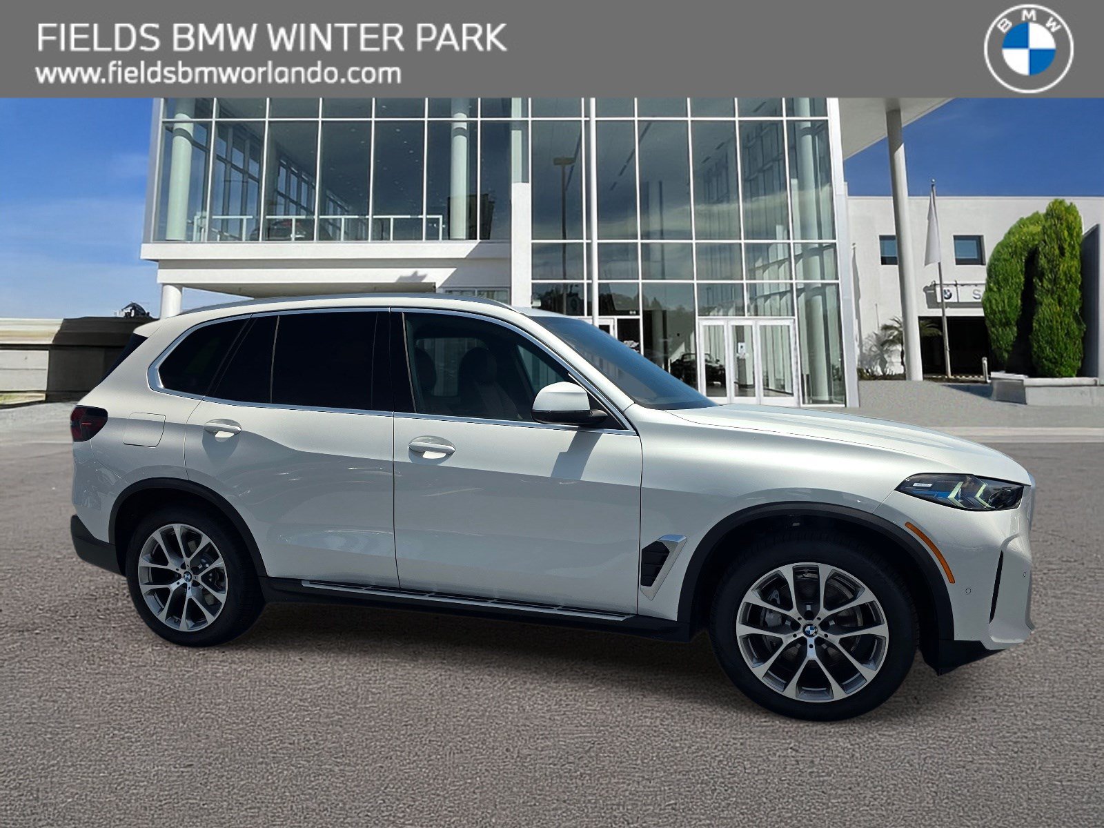 New 2026 BMW X5 xDrive40i w/ Premium Package
