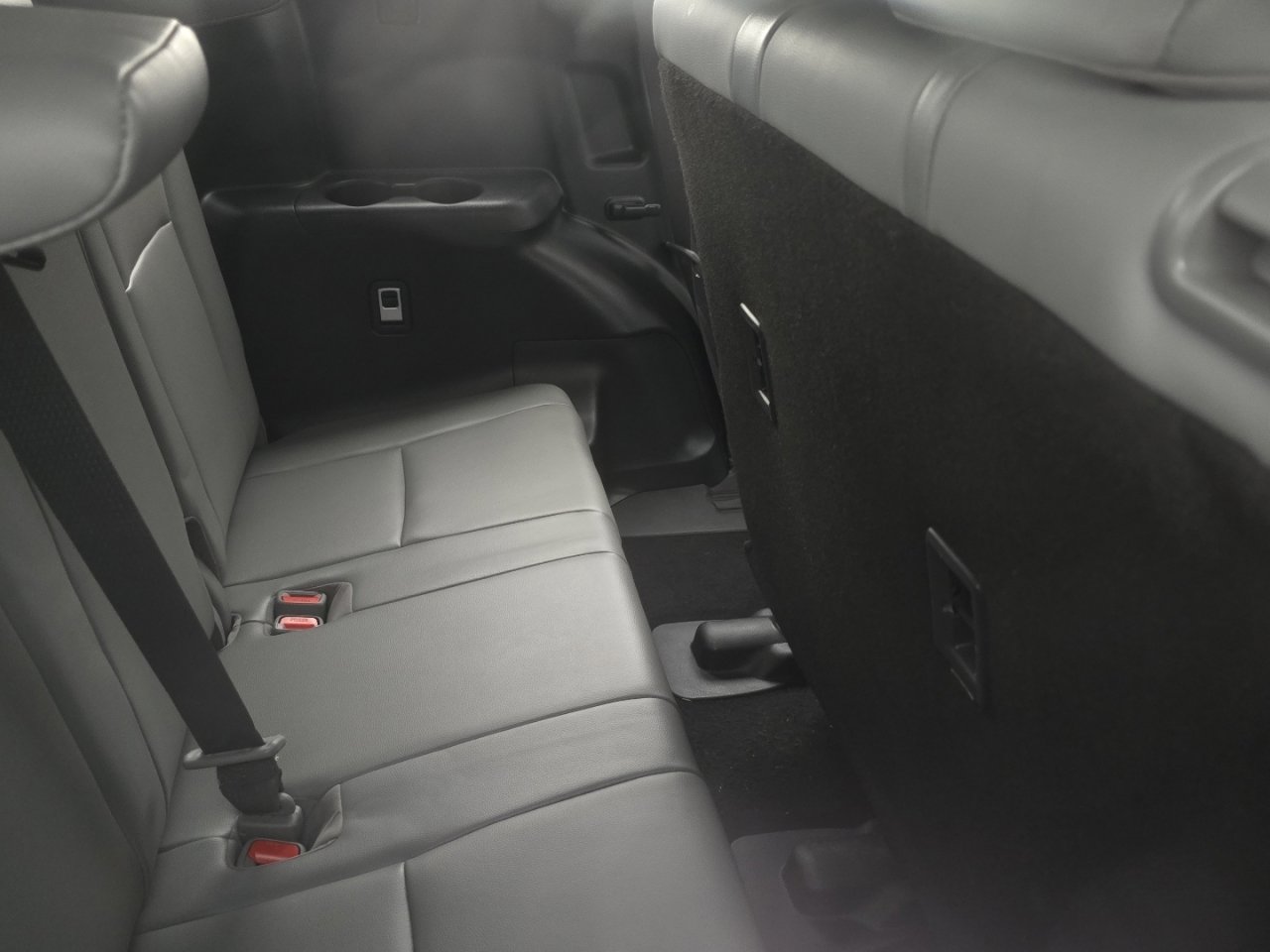 Certified 2021 Toyota Highlander XLE AWD/4WD image 21