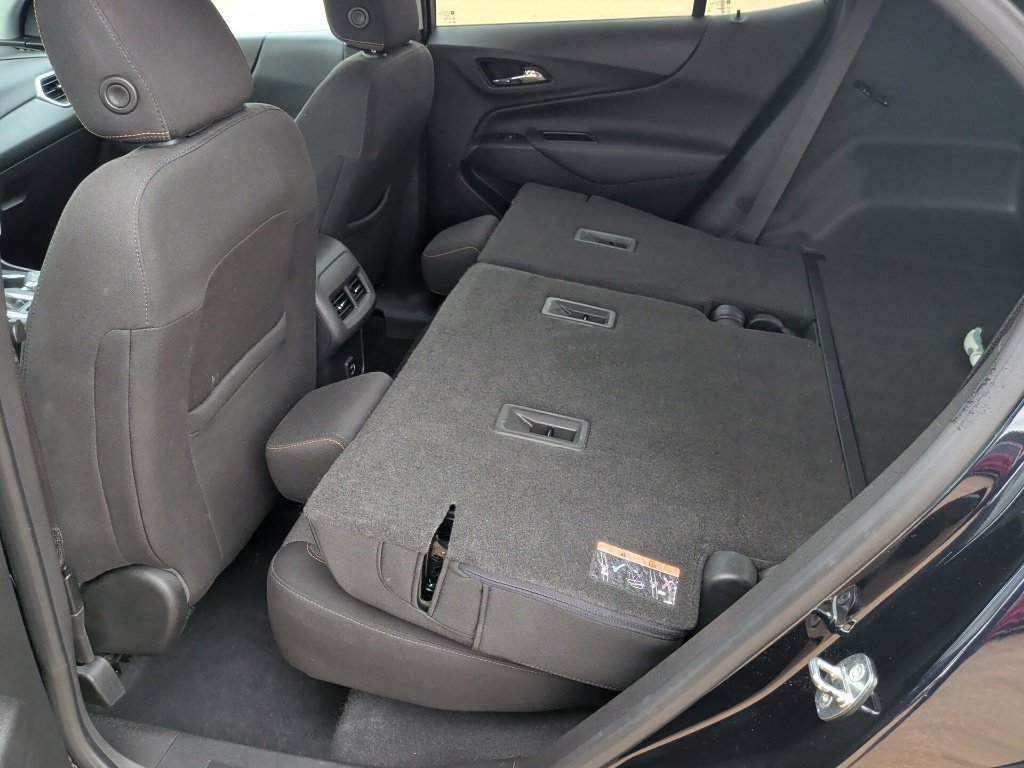 Used 2021 Chevrolet Equinox LT FWD image 36