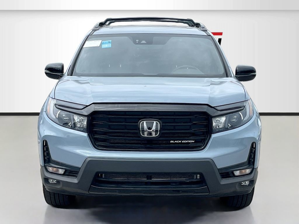 Used 2024 Honda Passport Black Edition image 2