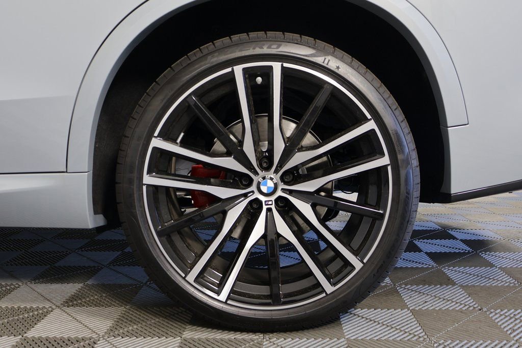 New 2026 BMW X5 xDrive40i w/ M Sport Package image 10