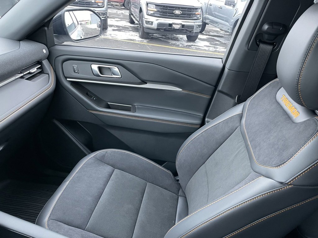 New 2026 Ford Explorer Tremor w/ Tremor Convenience Package image 23