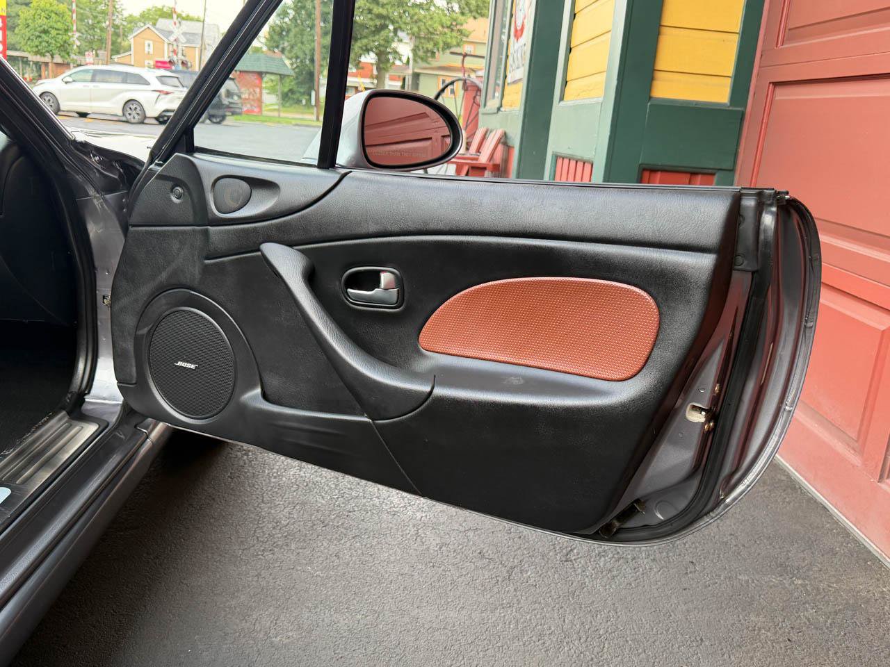 Used 2002 MAZDA MX-5 Miata SE RWD image 25