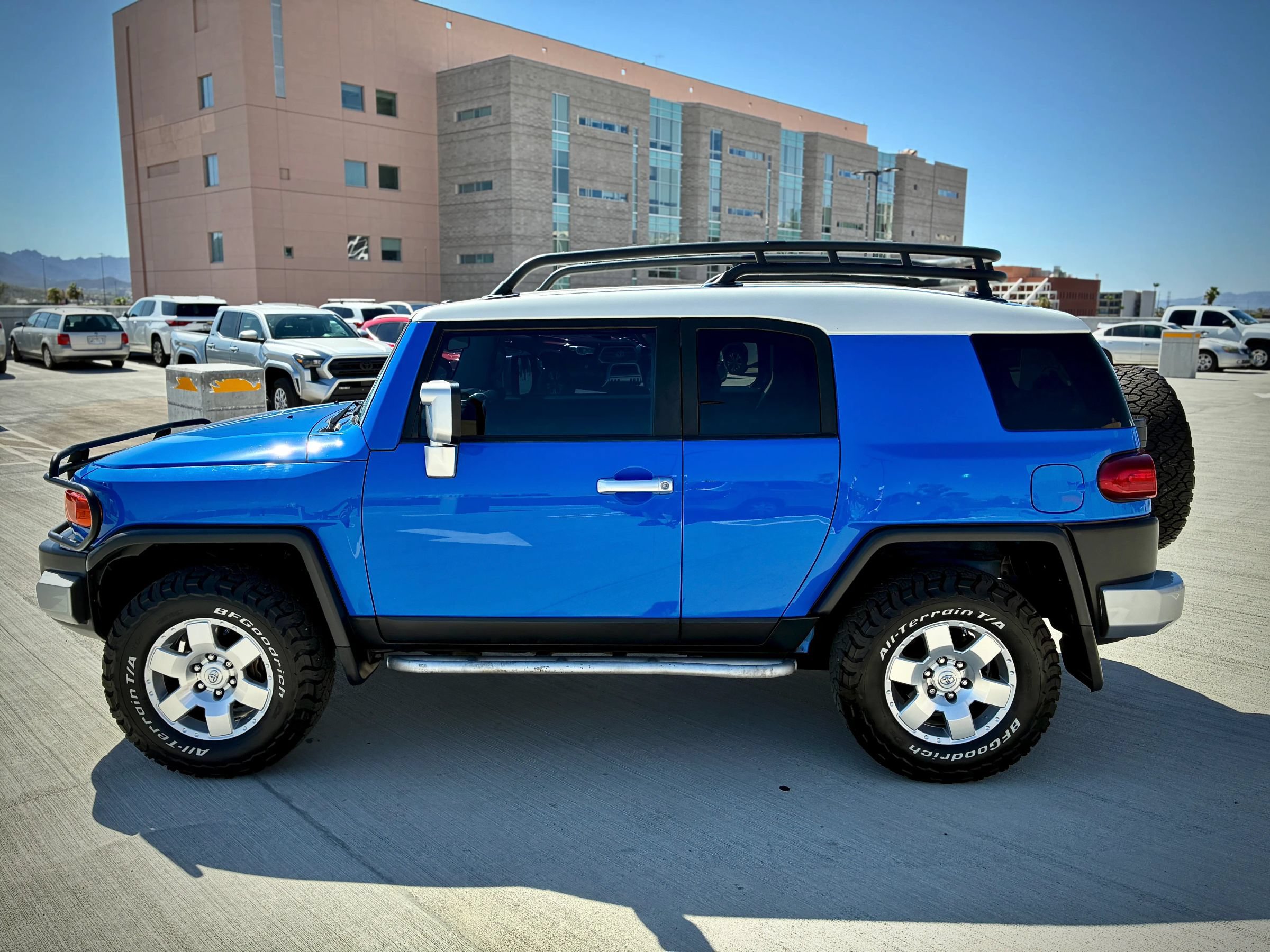 Used 2008 Toyota FJ Cruiser 4WD image 16