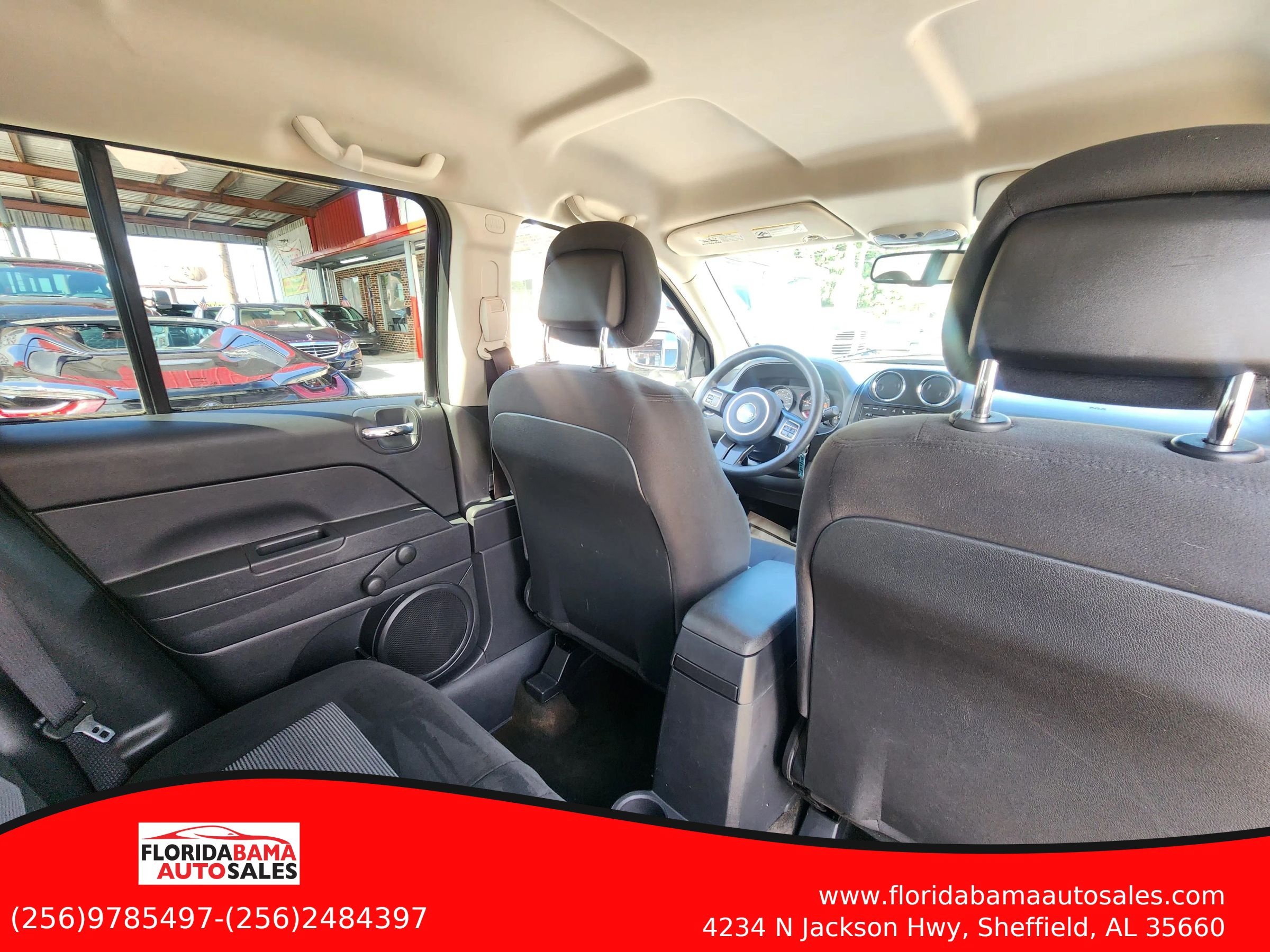 Used 2017 Jeep Compass Sport FWD image 12