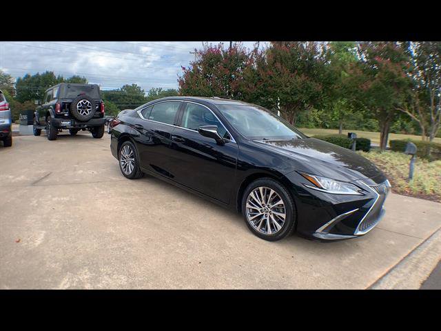 Certified 2021 Lexus ES 350 w/ Premium Package FWD image 2