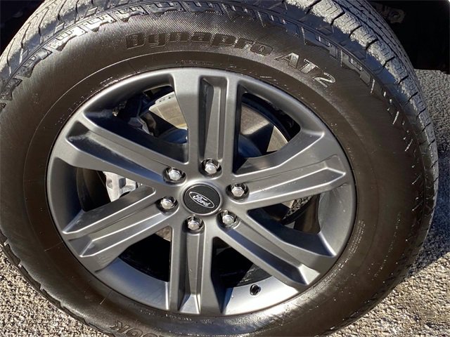 Used 2023 Ford F150 Lariat w/ Max Trailer Tow Package image 34