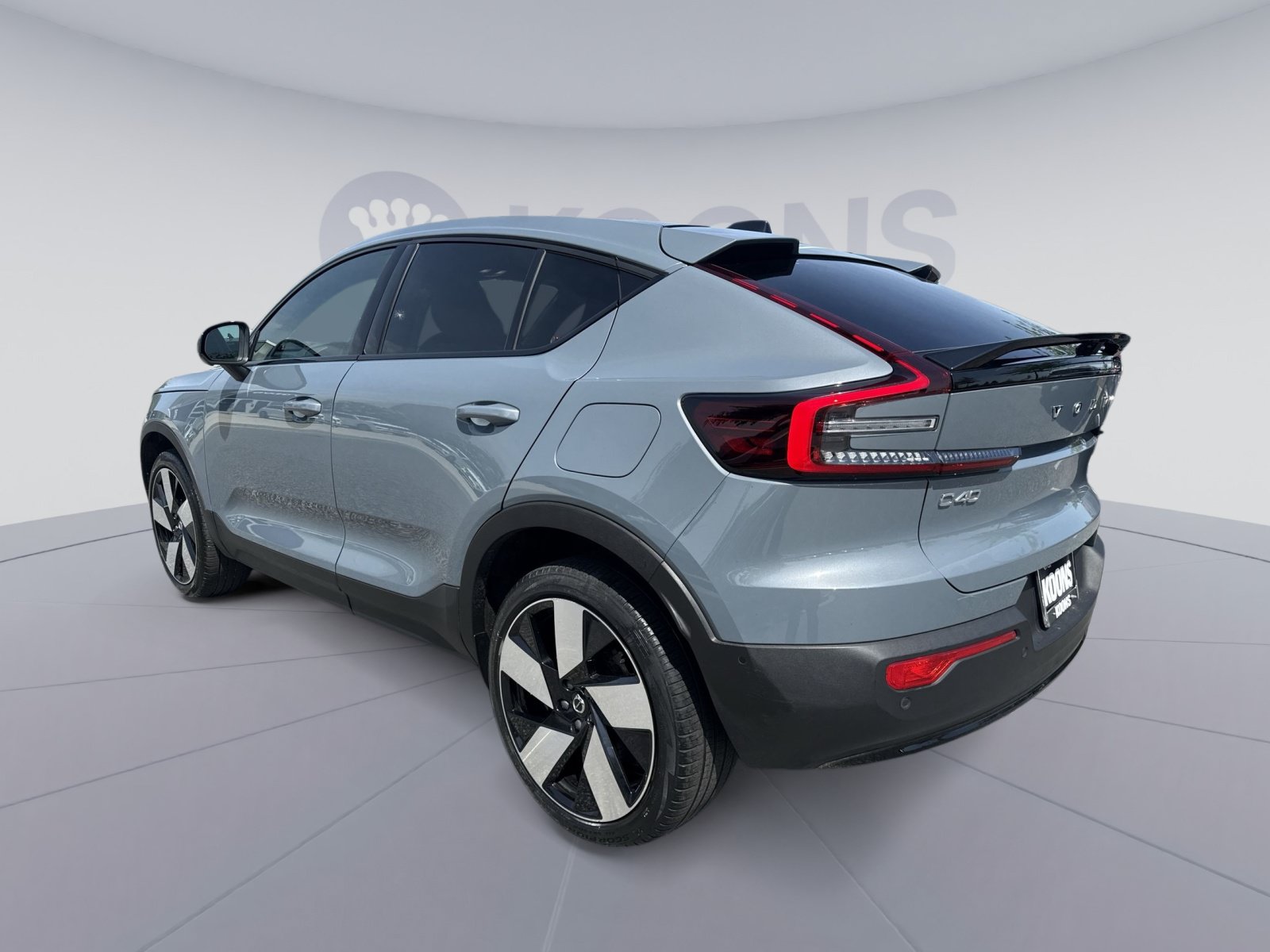 Used 2023 Volvo C40 P8 Recharge Ultimate AWD/4WD image 4