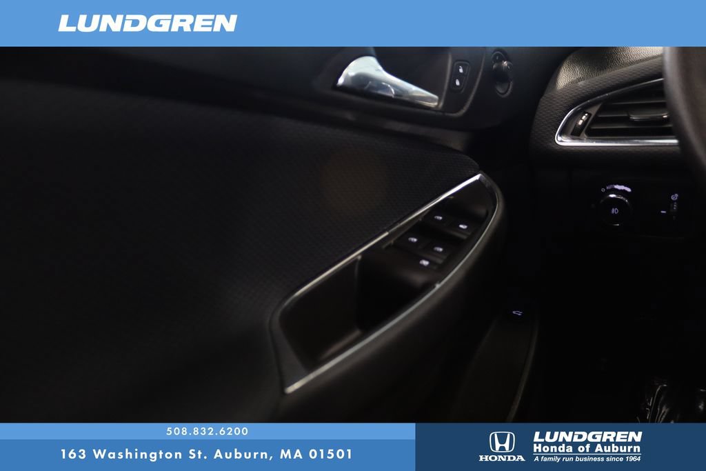 Used 2018 Chevrolet Cruze LT FWD image 24