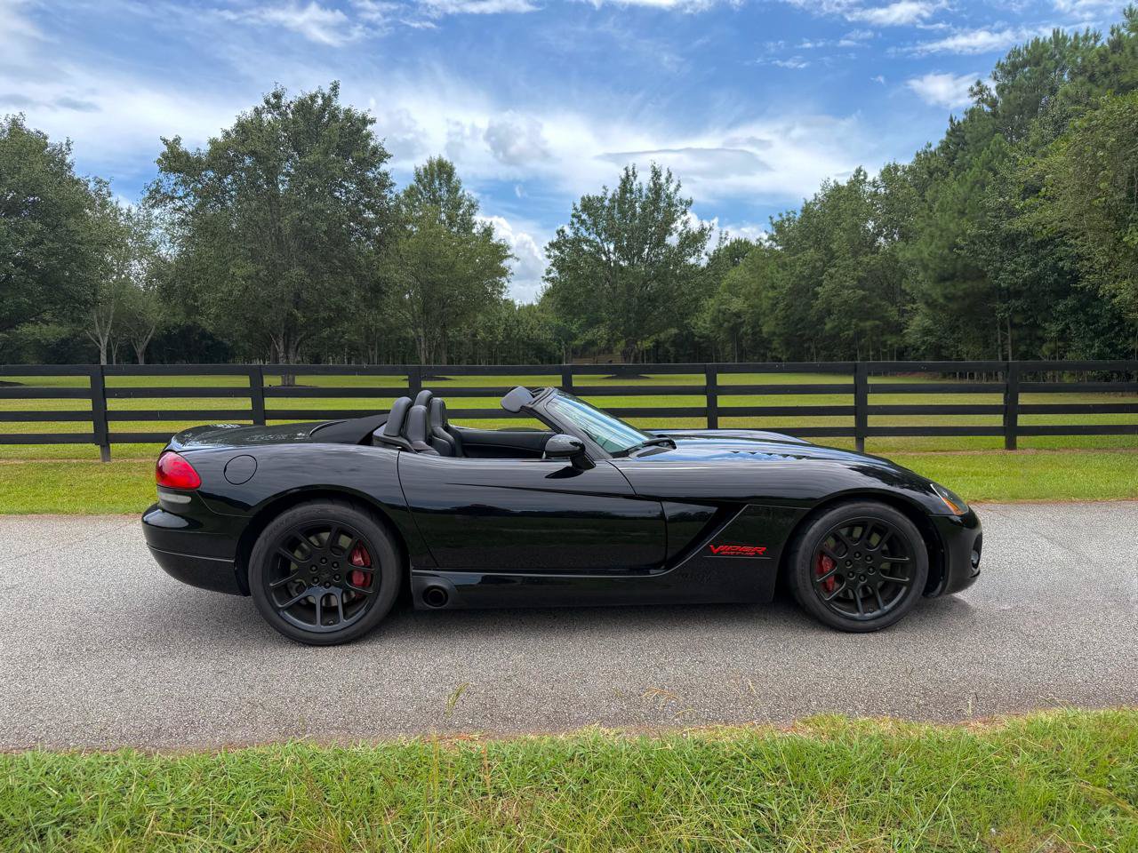 Used 2003 Dodge Viper SRT-10 RWD image 11