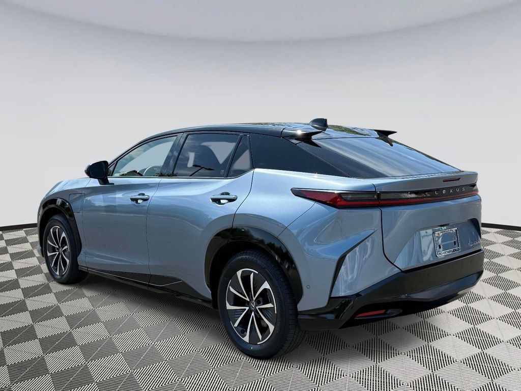 Used 2023 Lexus RZ 450e Premium w/ Technology Package AWD/4WD image 4