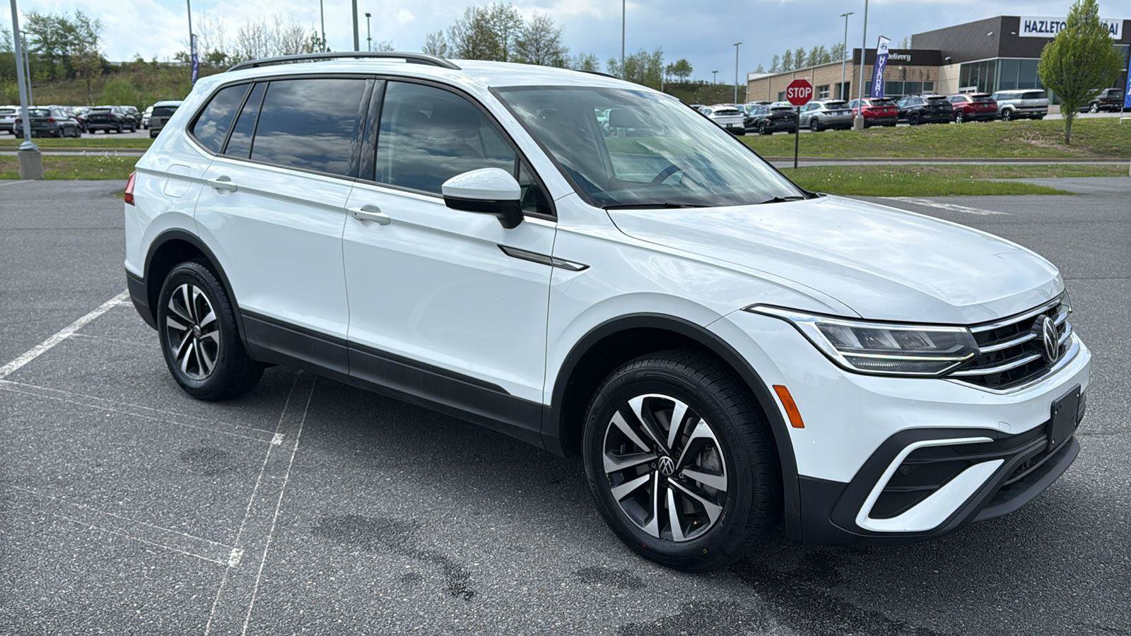 Used 2022 Volkswagen Tiguan S AWD/4WD image 2