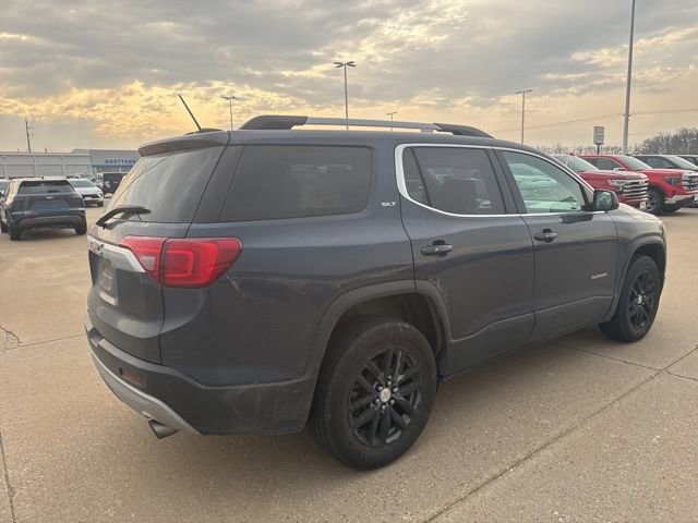 Used 2018 GMC Acadia SLT image 3